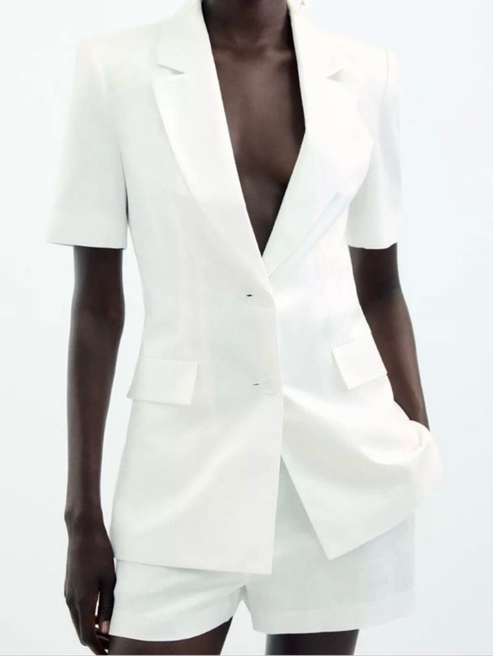 NWTโSET ZARA ZARA FITTED LINEN BLEND SHORT SLEEVE BLAZER AND SHORTS SET - Picture 3 of 12